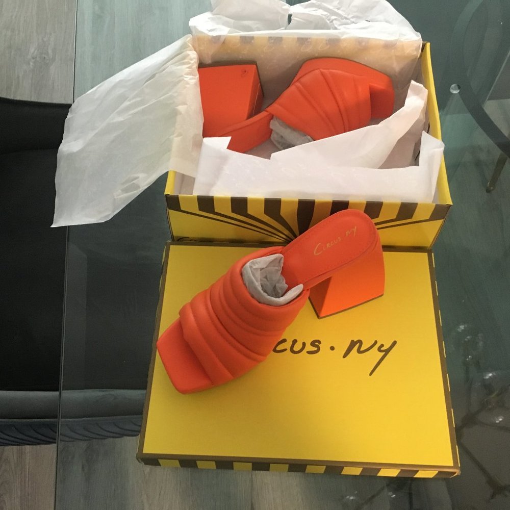 Circus by Sam Edelman Orange Slip On Platform Sandal SZ 6.5 New In Box